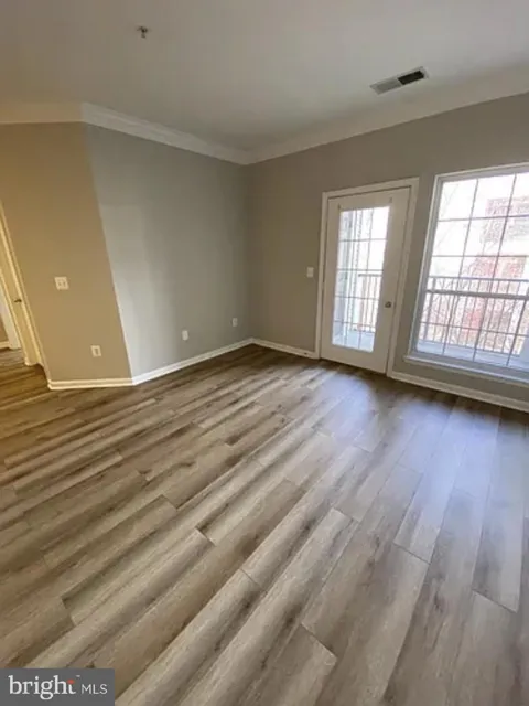 4854 EISENHOWER AVENUE #347