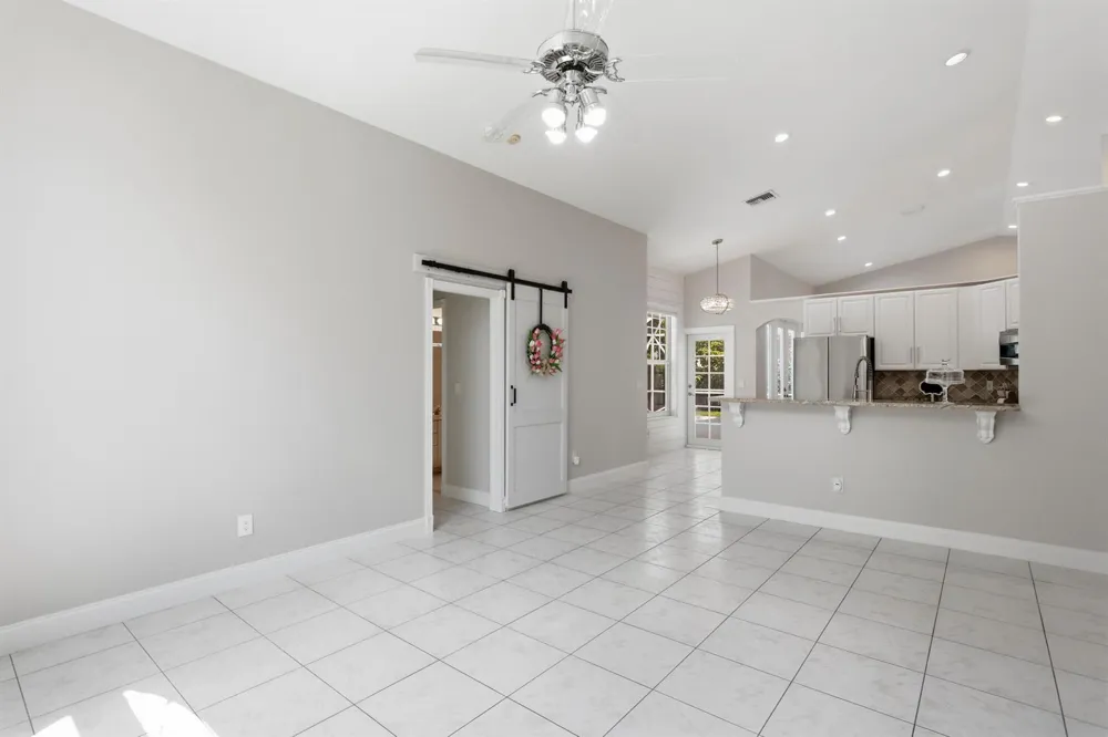 9224 LAKE SERENA DRIVE Boca Raton, FL 33496