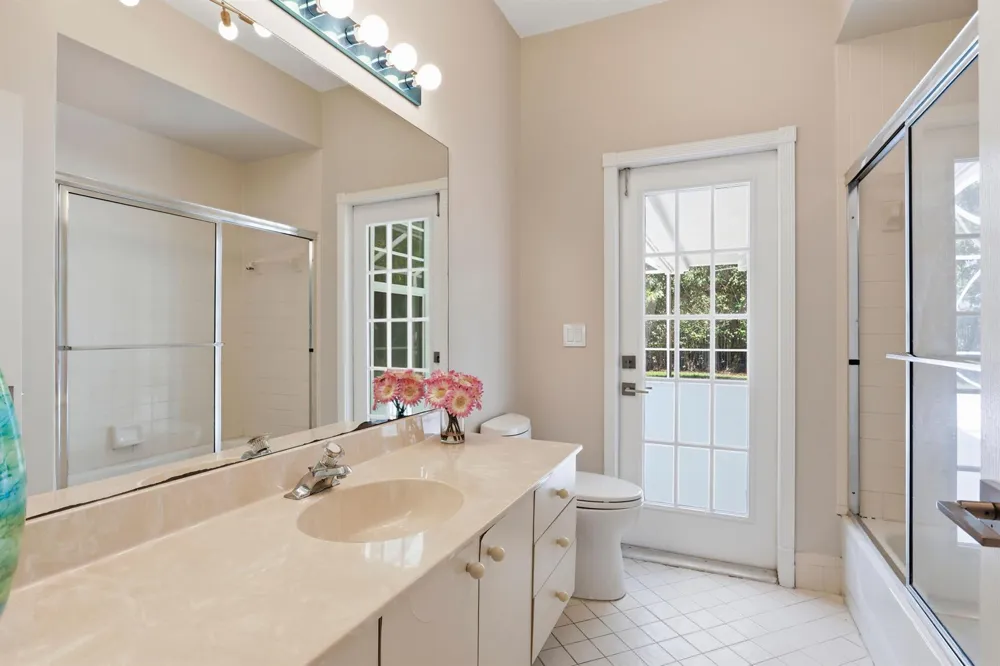 9224 LAKE SERENA DRIVE Boca Raton, FL 33496