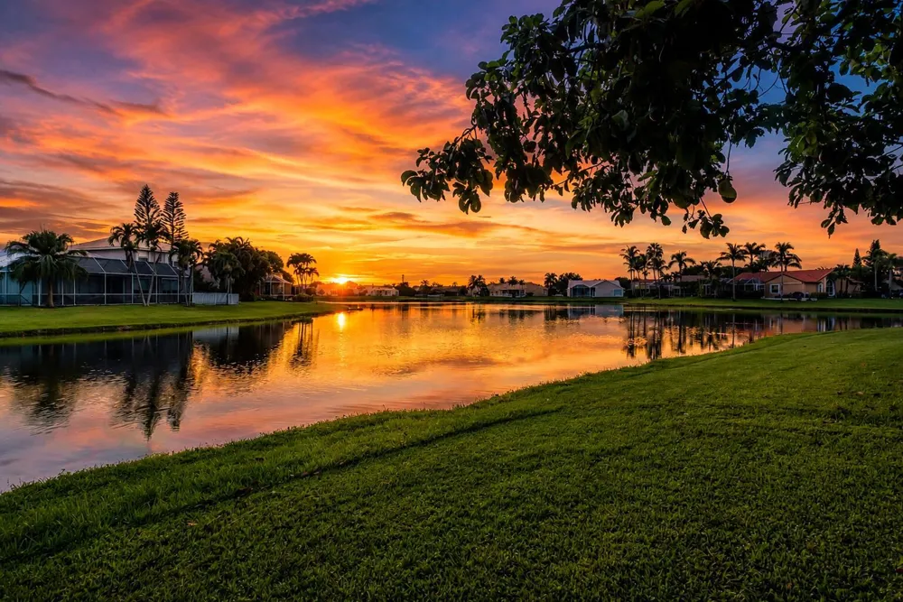 9224 LAKE SERENA DRIVE Boca Raton, FL 33496