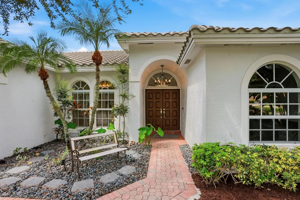 9224 LAKE SERENA DRIVE Boca Raton, FL 33496
