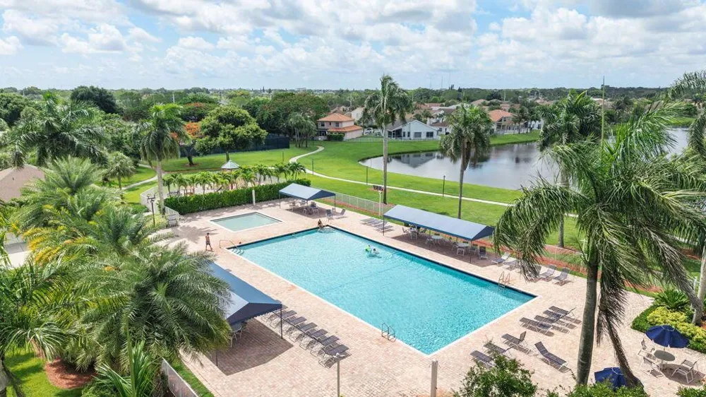 9224 LAKE SERENA DRIVE Boca Raton, FL 33496