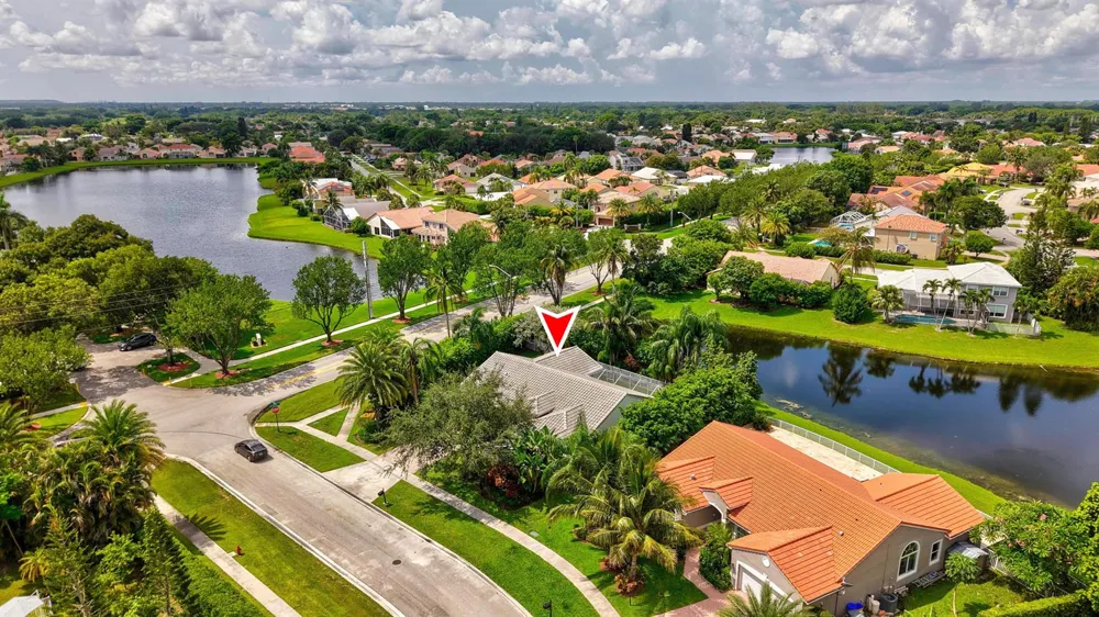 9224 LAKE SERENA DRIVE Boca Raton, FL 33496