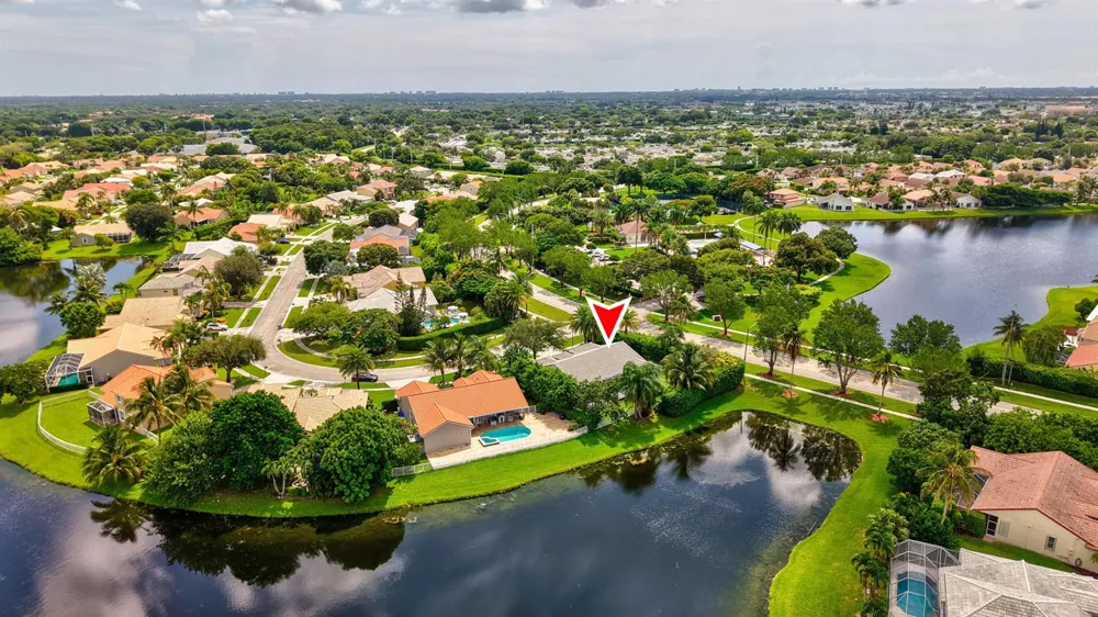 9224 LAKE SERENA DRIVE Boca Raton, FL 33496