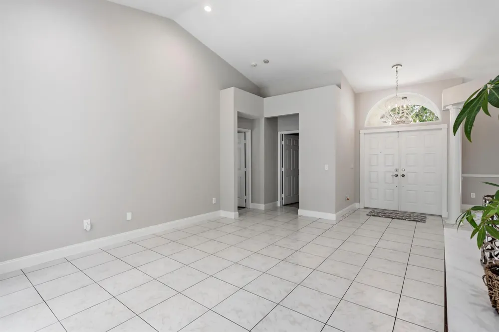 9224 LAKE SERENA DRIVE Boca Raton, FL 33496