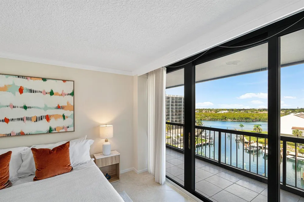 4748 S Ocean Boulevard S #702 Highland Beach, FL 33487