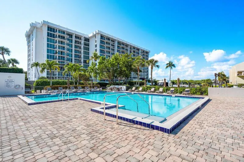 4748 S Ocean Boulevard S #702 Highland Beach, FL 33487