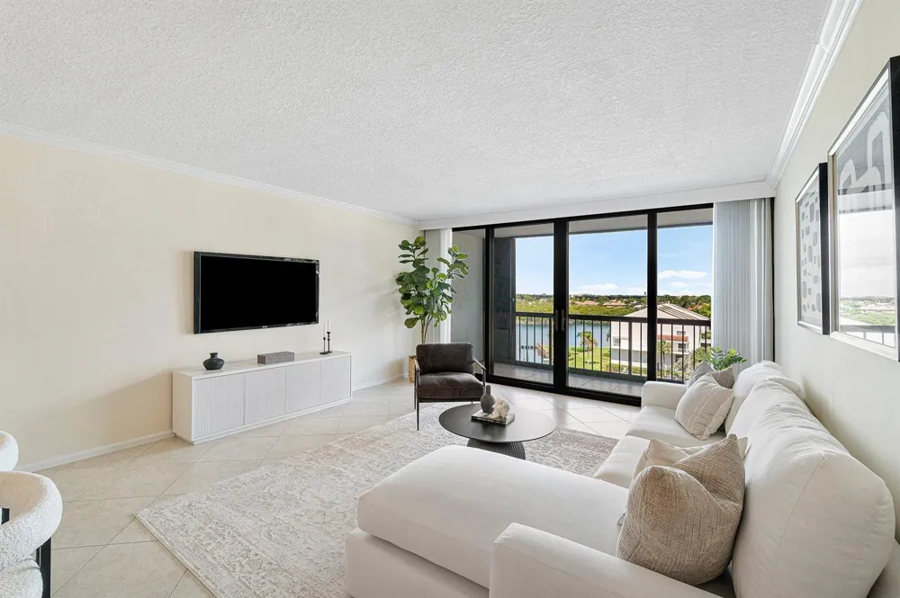 4748 S Ocean Boulevard S #702 Highland Beach, FL 33487