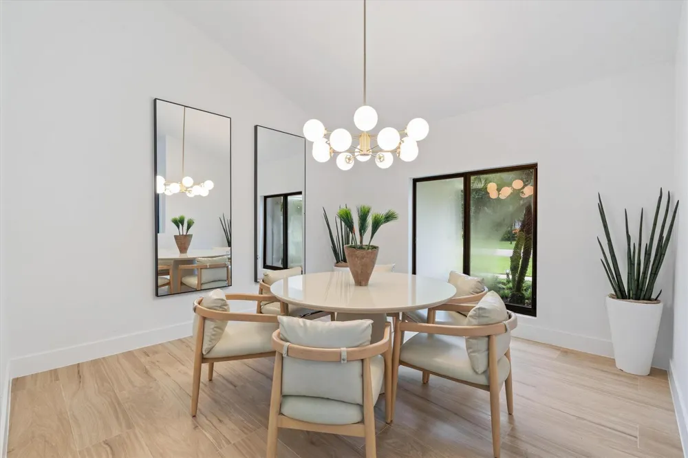 10 Alnwick Road Palm Beach Gardens, FL 33418
