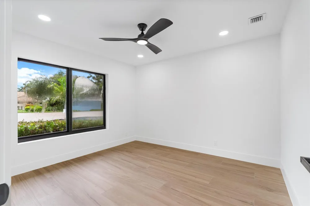 10 Alnwick Road Palm Beach Gardens, FL 33418