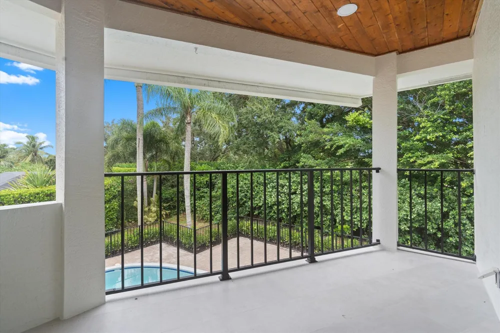 10 Alnwick Road Palm Beach Gardens, FL 33418
