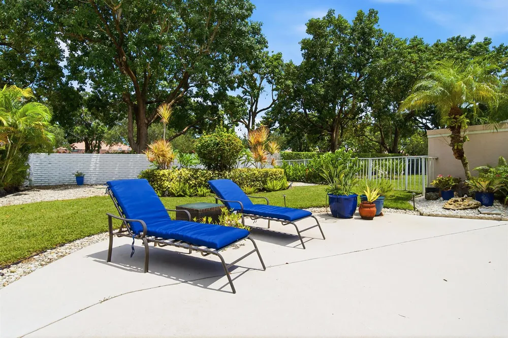 221 Green Point Circle Palm Beach Gardens, FL 33418