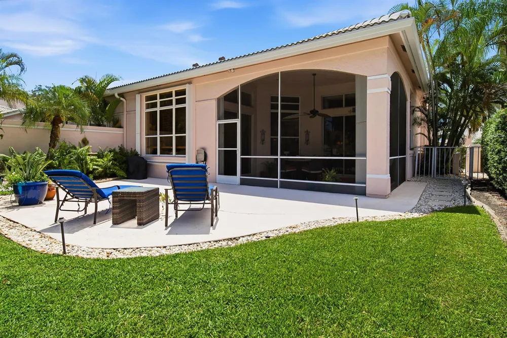 221 Green Point Circle Palm Beach Gardens, FL 33418