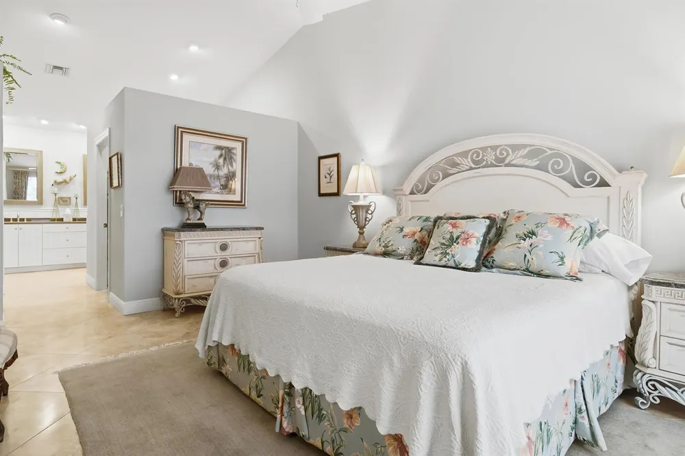 221 Green Point Circle Palm Beach Gardens, FL 33418