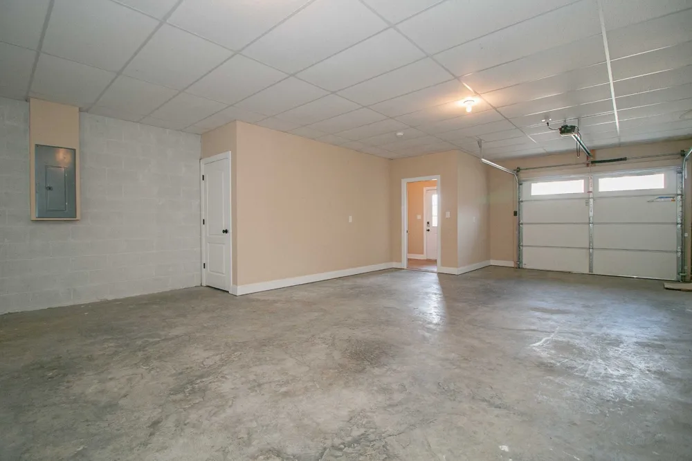 123 Bogard Lane Clarksville, TN 37040