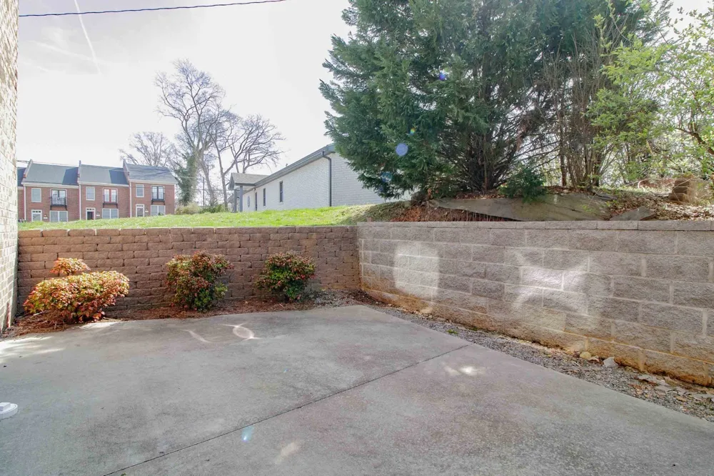 123 Bogard Lane Clarksville, TN 37040
