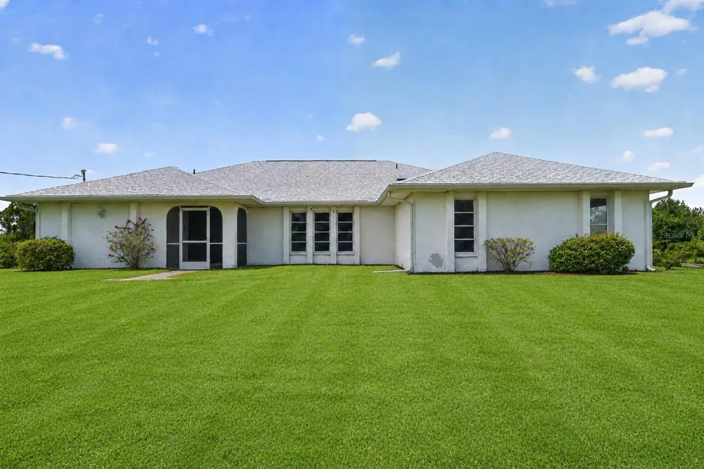 5300 CYPRESS GROVE Punta Gorda, FL 33982