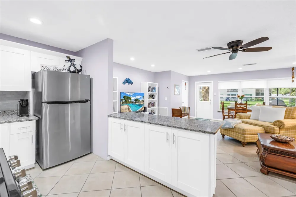 5725 80TH STREET #106 St Petersburg, FL 33709