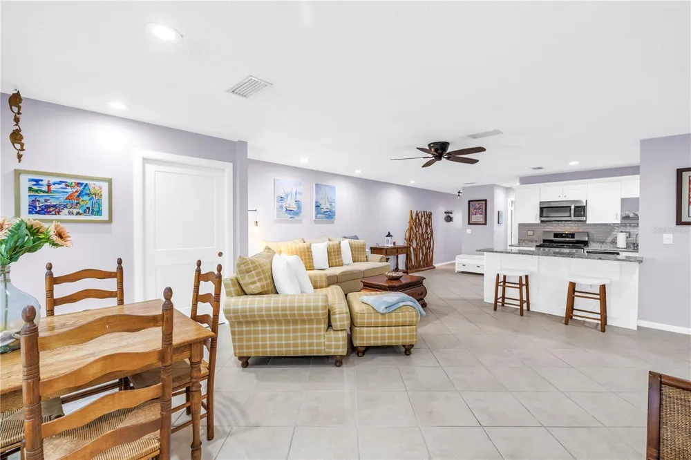 5725 80TH STREET #106 St Petersburg, FL 33709