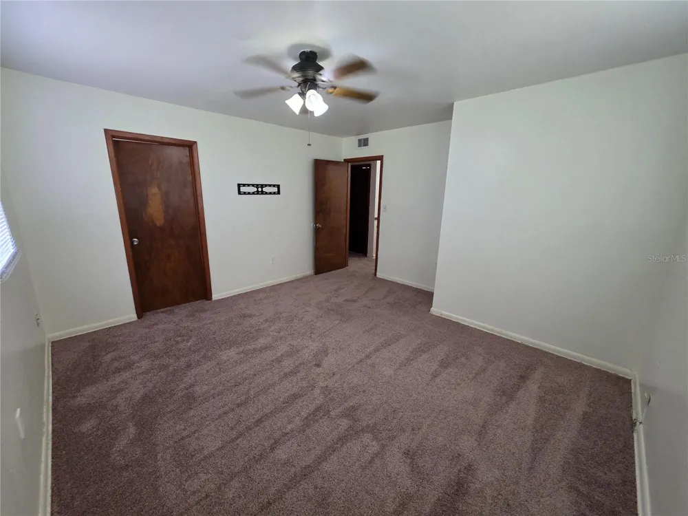 1103 CRYSTAL TERRACE Plant City, FL 33563