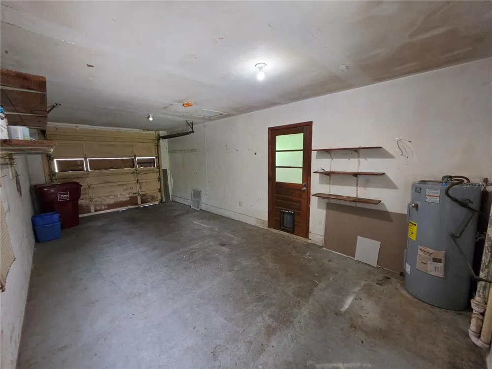 1103 CRYSTAL TERRACE Plant City, FL 33563