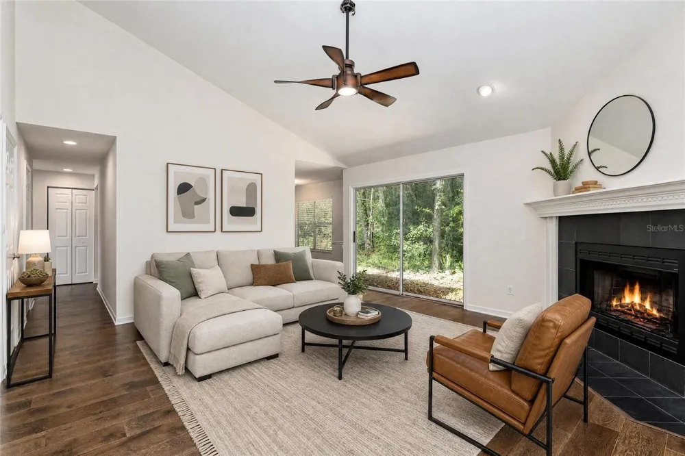 10021 SW 42ND ROAD Gainesville, FL 32608