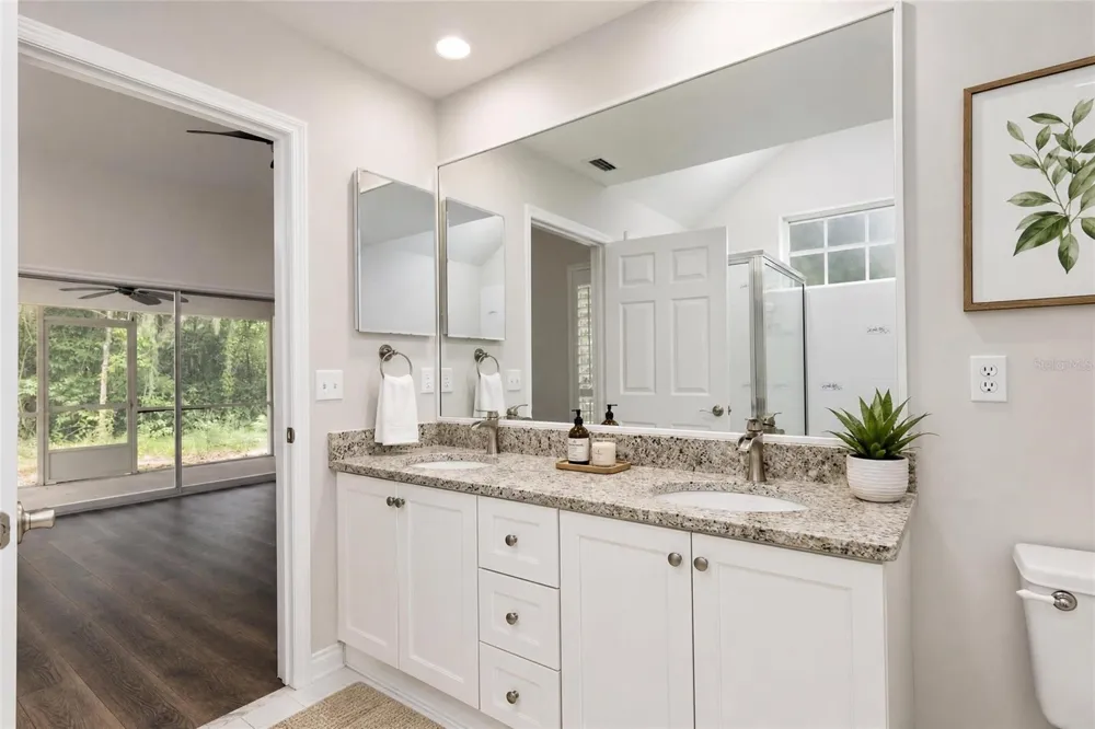10021 SW 42ND ROAD Gainesville, FL 32608
