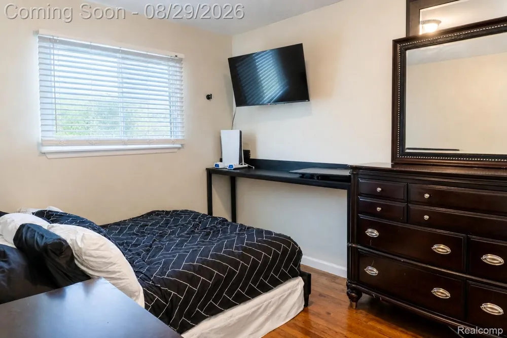 11955 Sorrento Boulevard Sterling Heights City, MI 48312