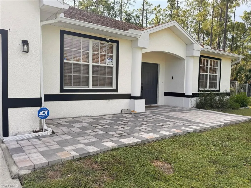 1307 Glenn Avenue Lehigh Acres, FL 33972