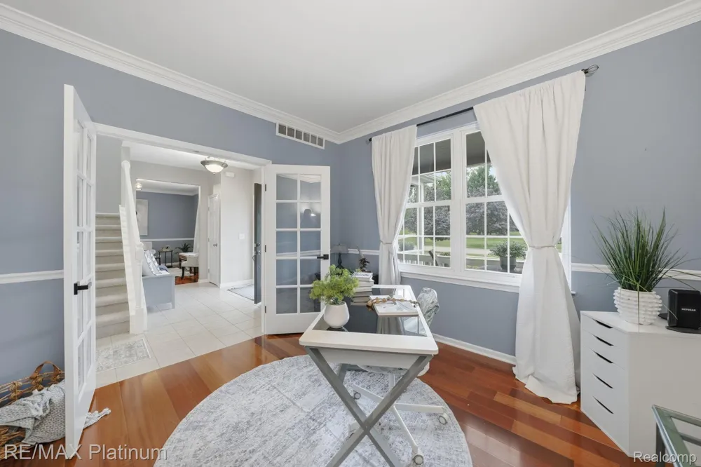 8927 Lantree Drive Hartland Township, MI 48855