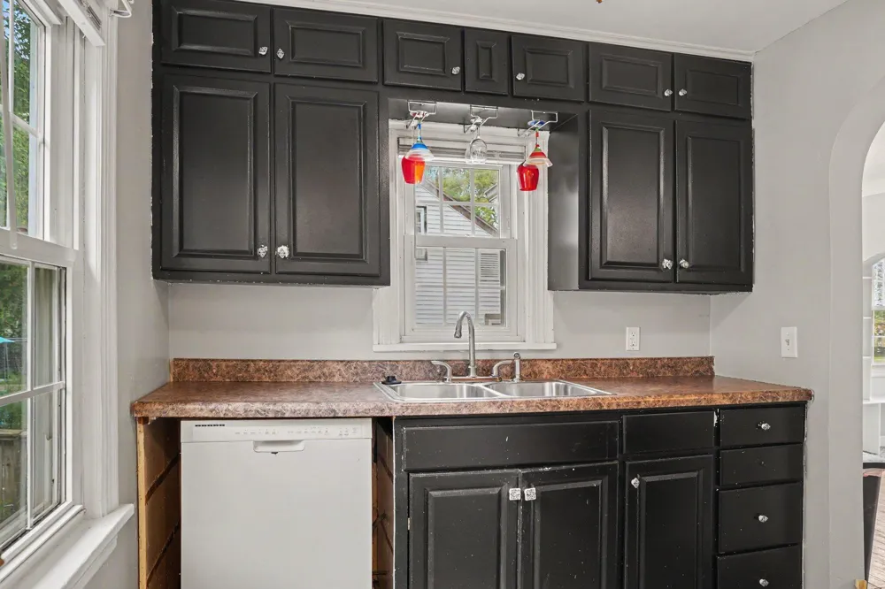 1528 Hamelink Drive Portage City, MI 49002