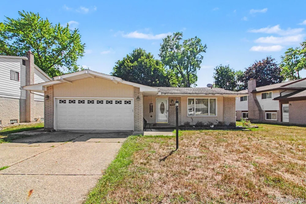 23930 Rockingham Street Southfield City, MI 48033