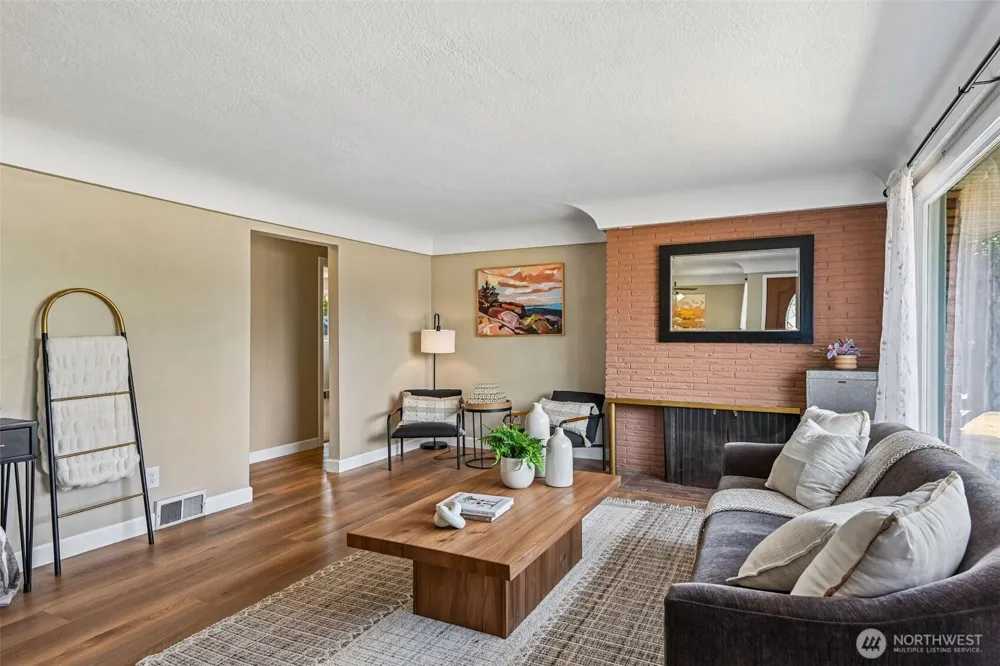1313 F STREET SE Auburn, WA 98002