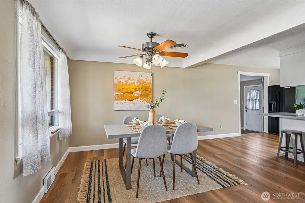 1313 F STREET SE Auburn, WA 98002