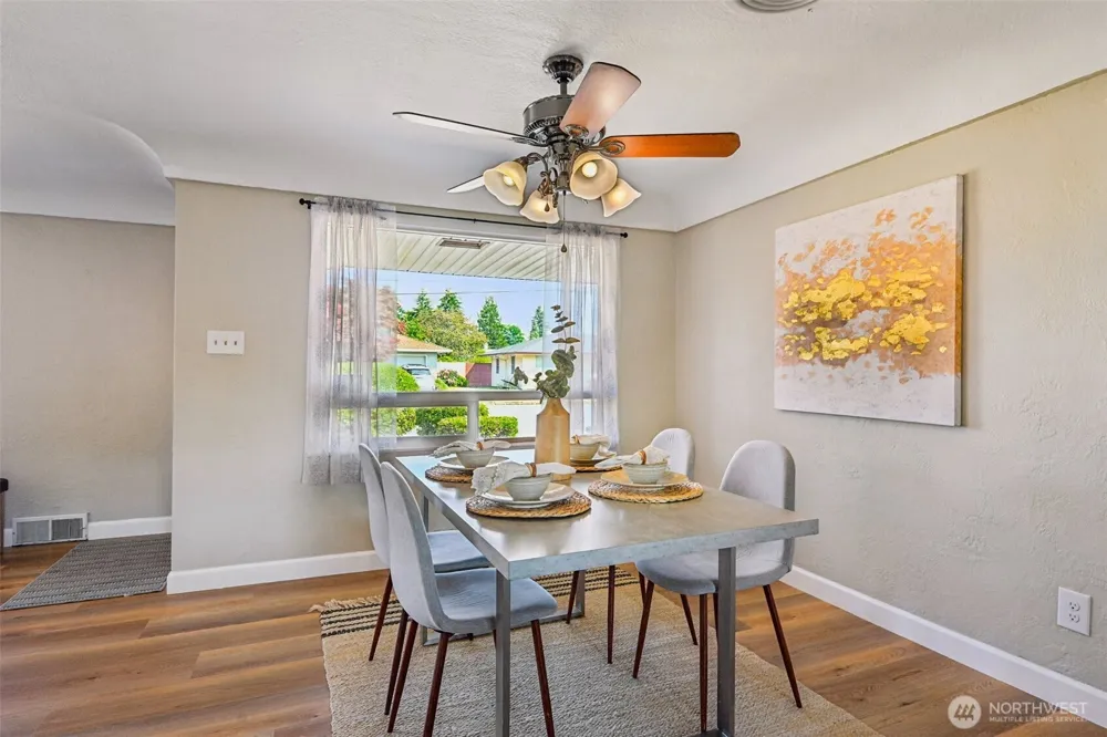 1313 F STREET SE Auburn, WA 98002
