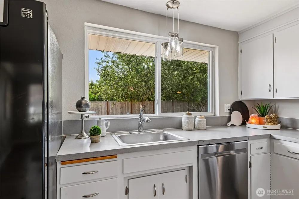 1313 F STREET SE Auburn, WA 98002