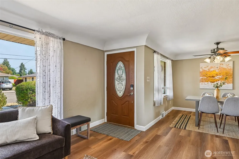 1313 F STREET SE Auburn, WA 98002