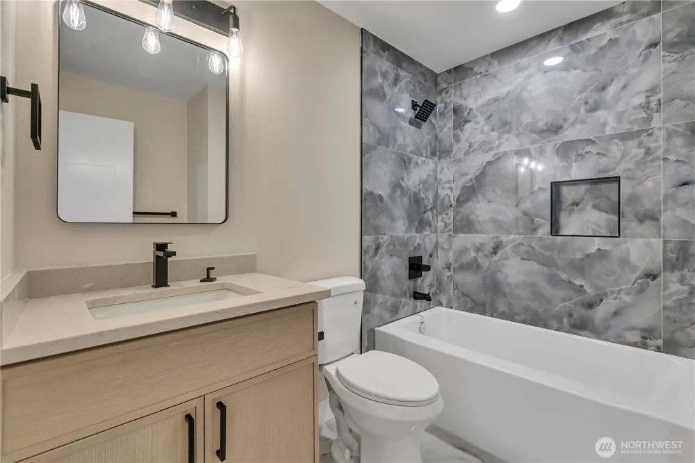 12504 8th Avenue SW Burien, WA 98146