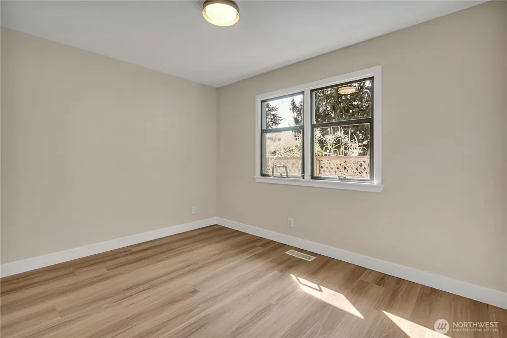 12504 8th Avenue SW Burien, WA 98146