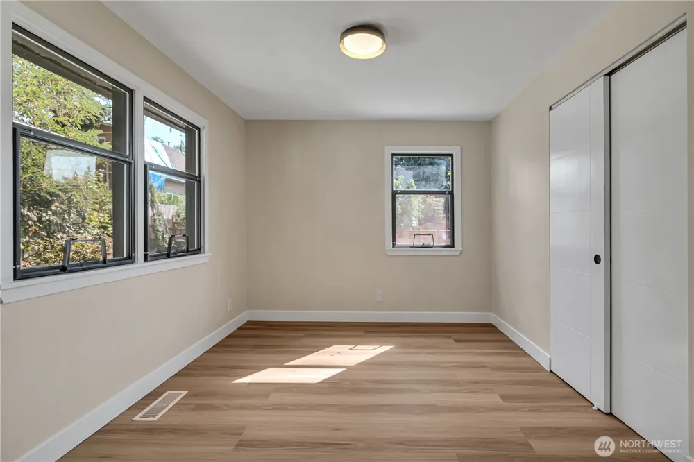 12504 8th Avenue SW Burien, WA 98146