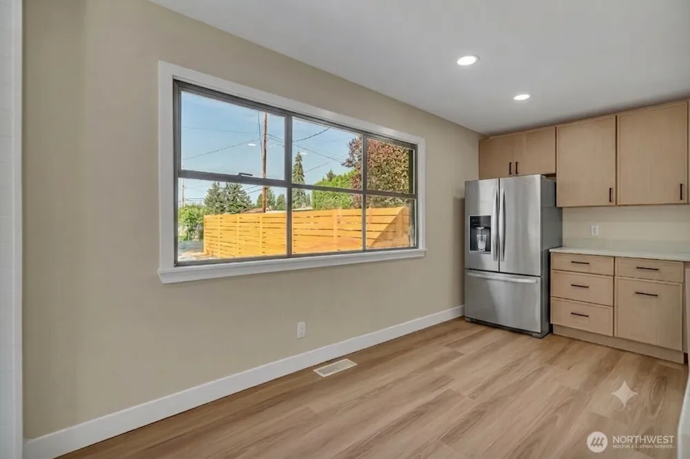 12504 8th Avenue SW Burien, WA 98146