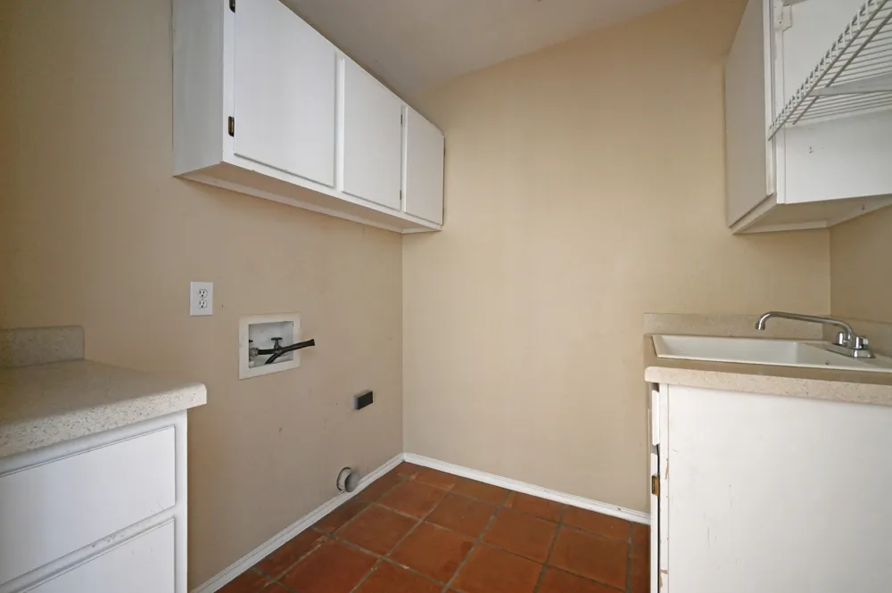 1068 Memorial Circle New Braunfels, TX 78130