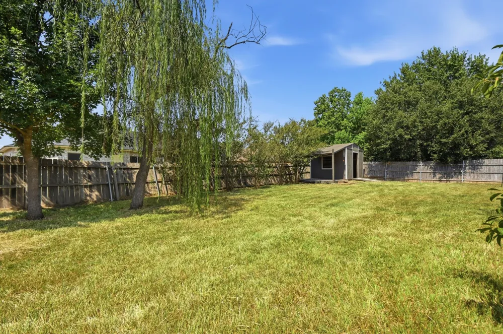 1068 Memorial Circle New Braunfels, TX 78130