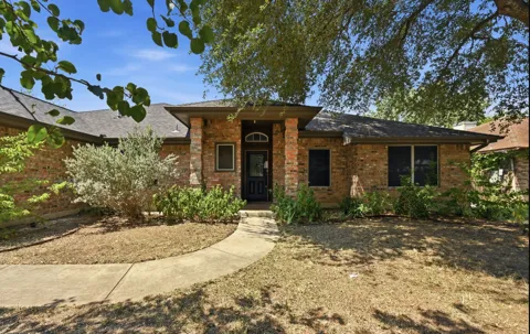 1068 Memorial Circle