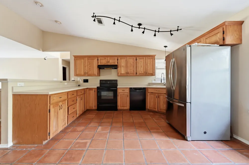 1068 Memorial Circle New Braunfels, TX 78130