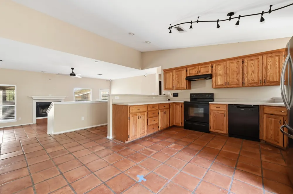 1068 Memorial Circle New Braunfels, TX 78130