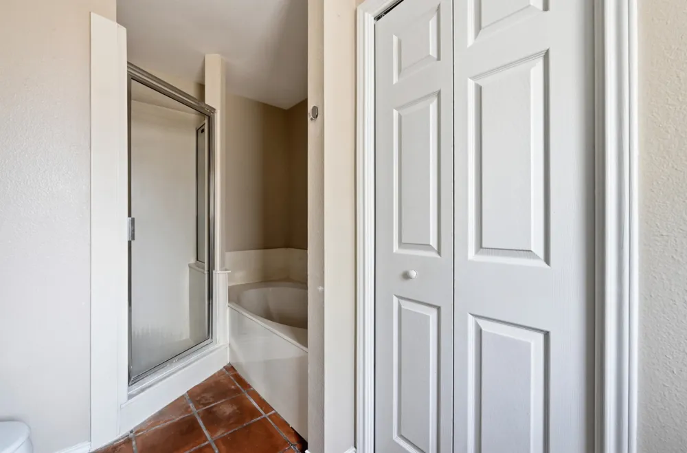 1068 Memorial Circle New Braunfels, TX 78130