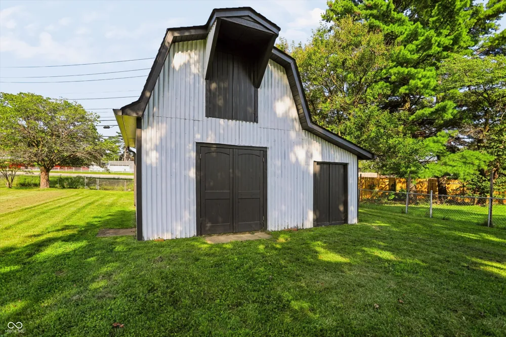 2645 Boehning Street Indianapolis, IN 46219