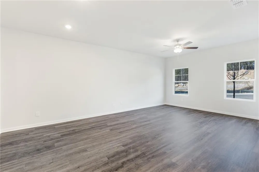 401 Whitehorse Way #42 Conyers, GA 30094