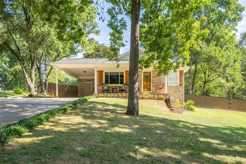 16 Eastdell Road Rome, GA 30161
